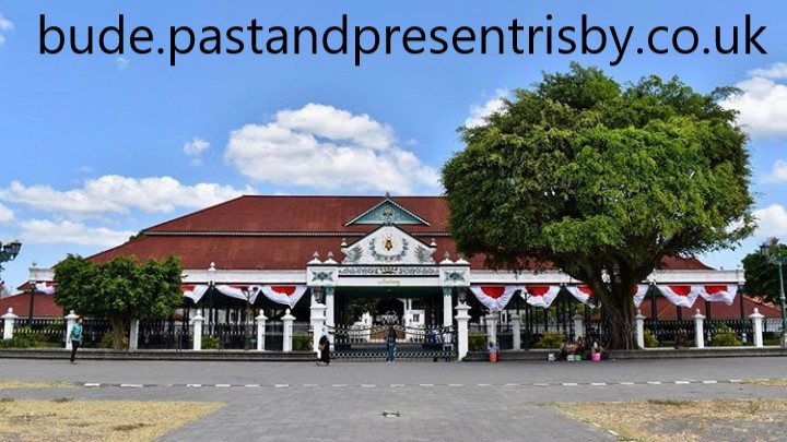 Menelusuri Keagungan Kraton Yogyakarta